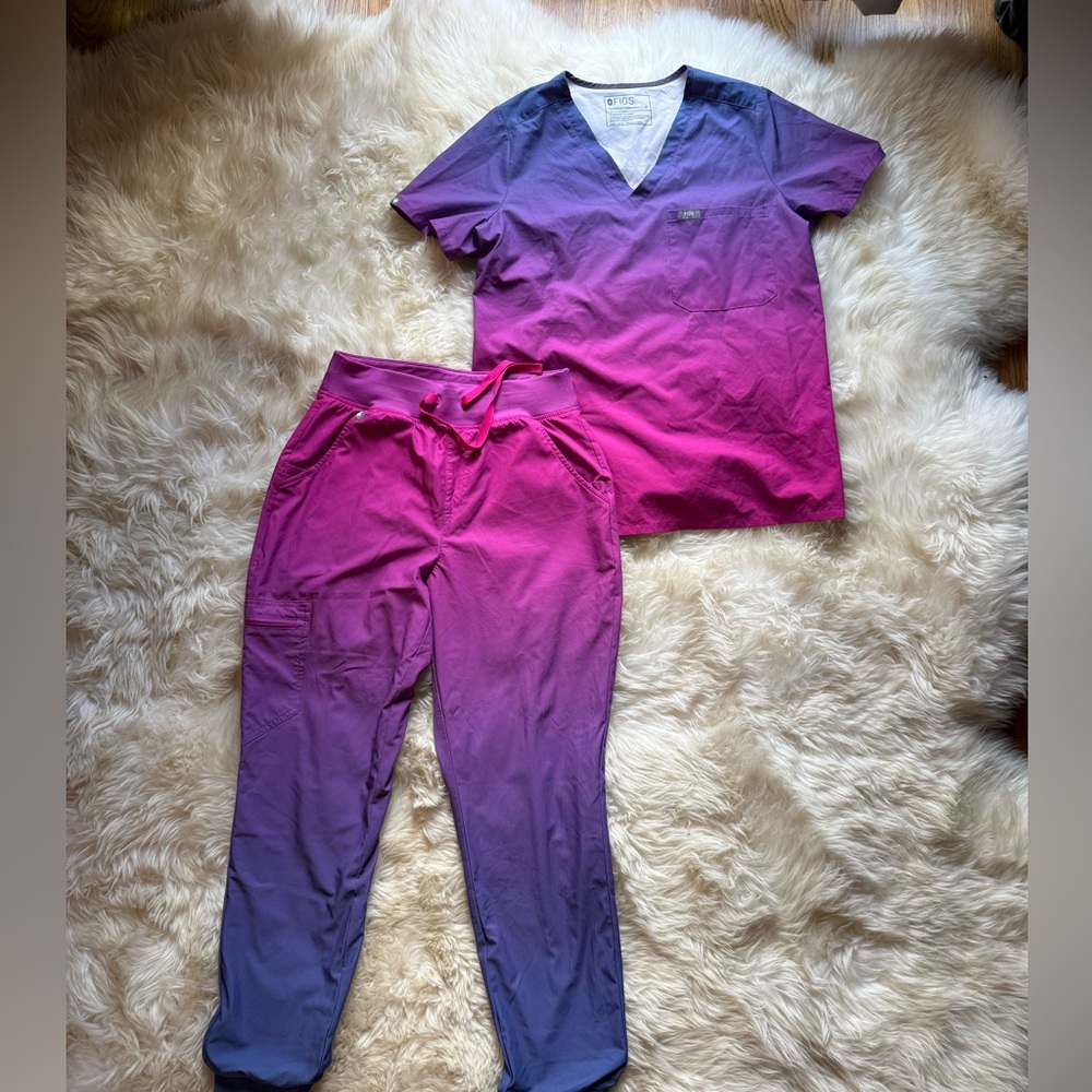 Purple and Pink Ombre figs Scrub Set